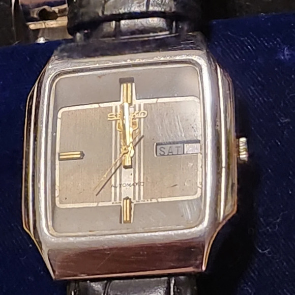 Rare vintage Seiko 5 6309-569A Tank Watch with Arabic Days and English Days - Picture 4 of 10